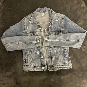Distressed H&M denim jacket with buttons